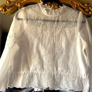 Chic White Floral Women's Blouse